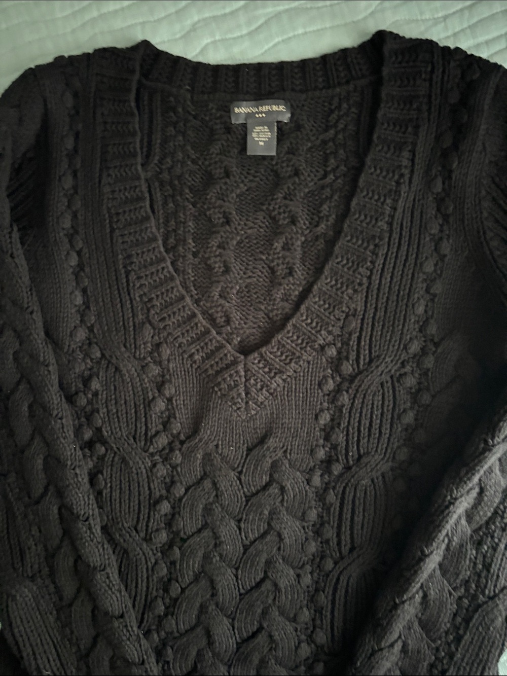 Banana Republic Black Cable Knit V-Neck Women's Sweater Chunky 60% Cotton Medium